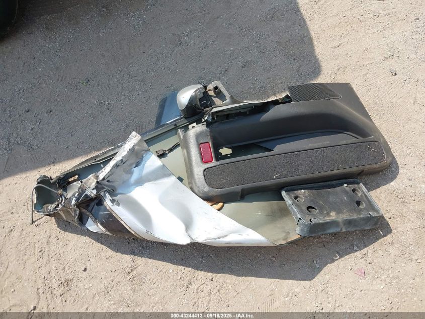 2003 Mercury Marauder VIN: 2MEHM75V03X616869 Lot: 43244413