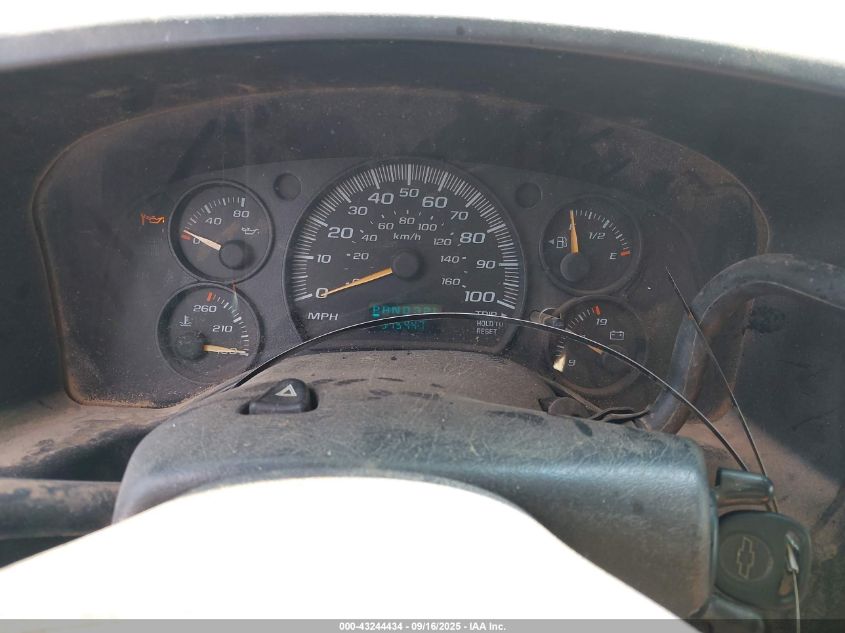 2004 Chevrolet Express VIN: 1GCGG25U841203123 Lot: 43244434