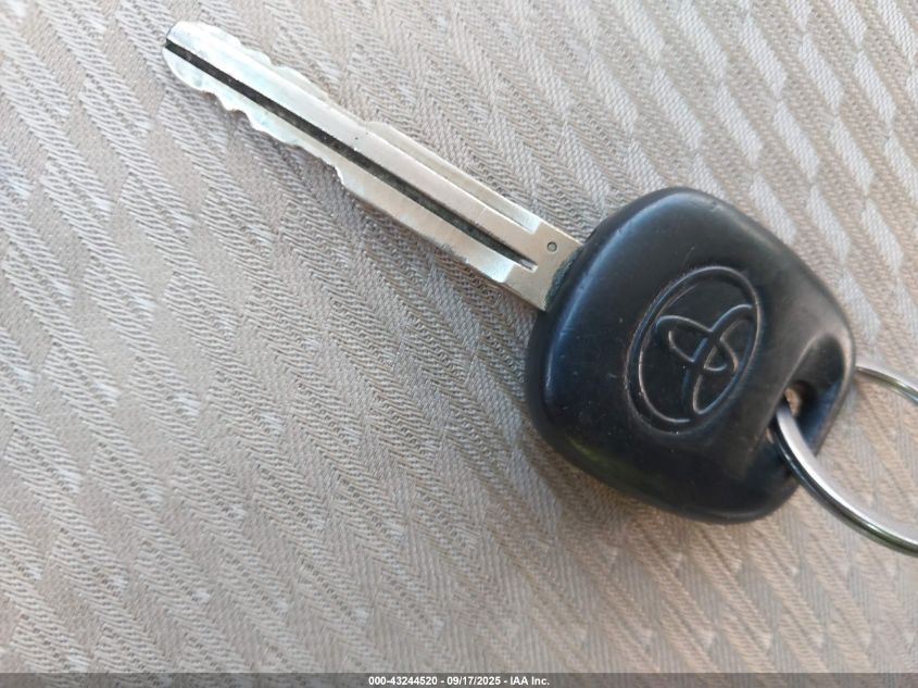 2005 Toyota Highlander V6 VIN: JTEEP21A750104640 Lot: 43244520