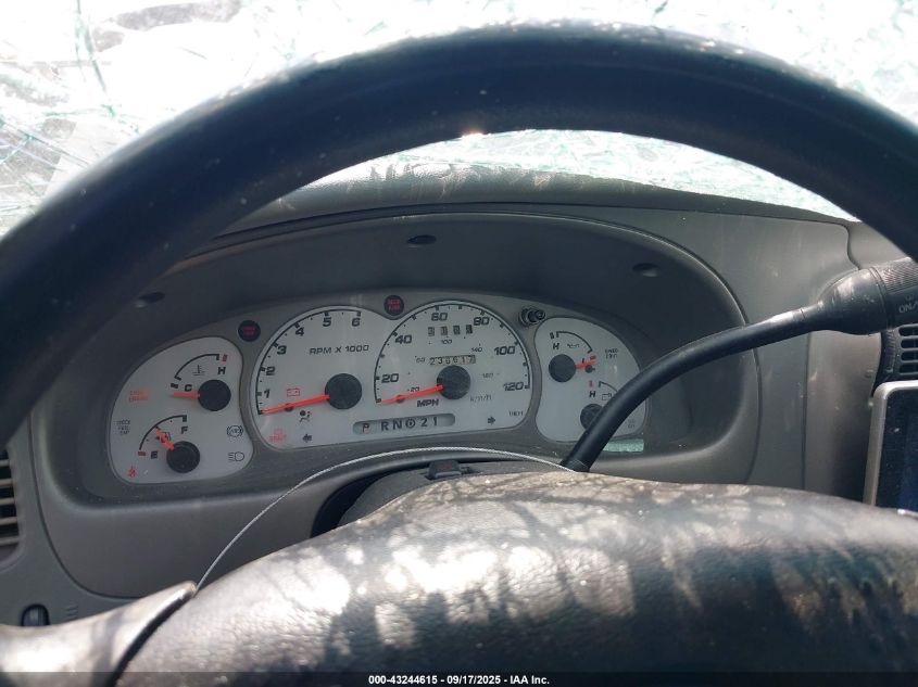 2003 Ford Explorer Sport Trac Xls/Xlt VIN: 1FMZU67E63UB37033 Lot: 43244615