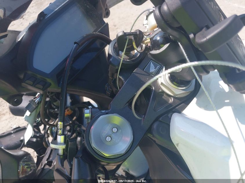 2014 Honda Cbr1000 Rr VIN: JH2SC5955EK600446 Lot: 43244637