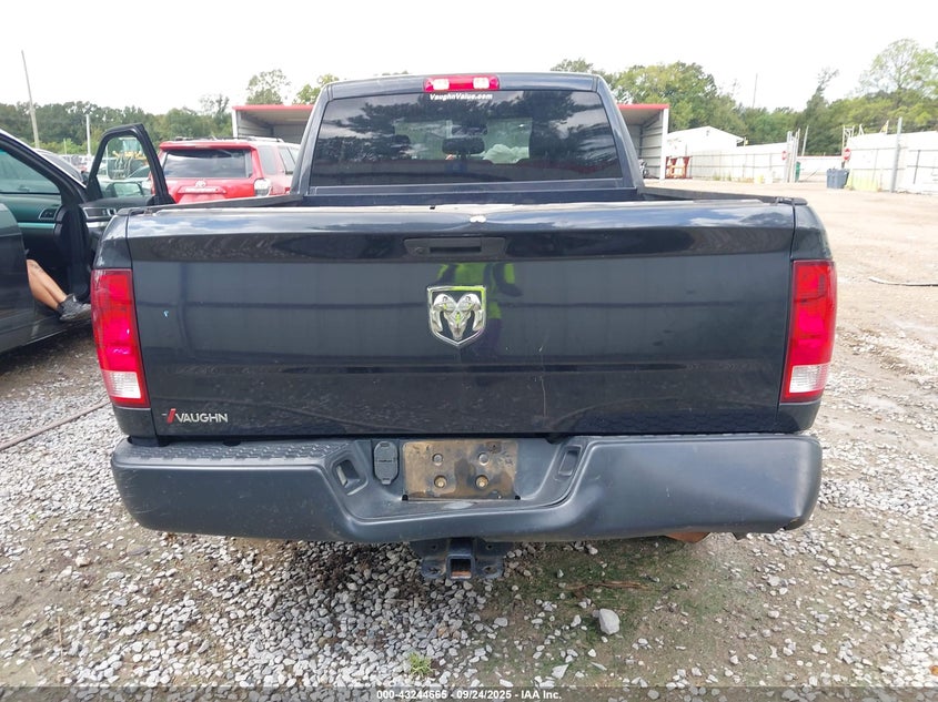 2019 Ram 1500 Classic Tradesman 4X2 6'4 Box VIN: 1C6RR6FG3KS722484 Lot: 43244665