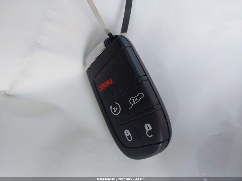 2015 Jeep Grand Cherokee Summit VIN: 1C4RJFJTXFC624797 Lot: 43244683