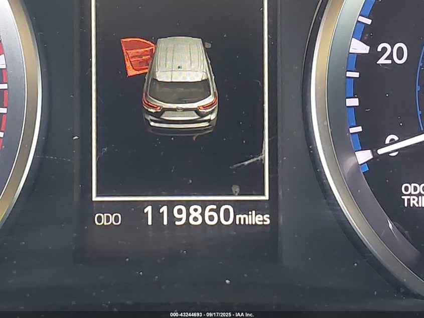 2018 TOYOTA HIGHLANDER LE PLUS - 5TDZZRFH9JS240550