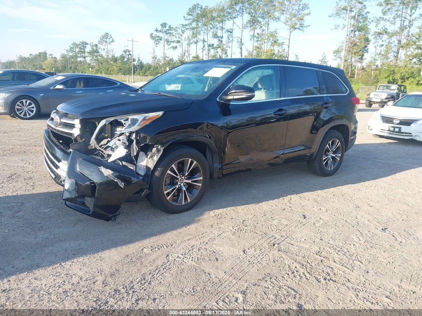 2018 TOYOTA HIGHLANDER LE PLUS - 5TDZZRFH9JS240550