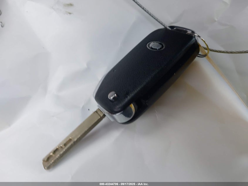 2021 KIA SELTOS S - KNDEUCAA6M7223420