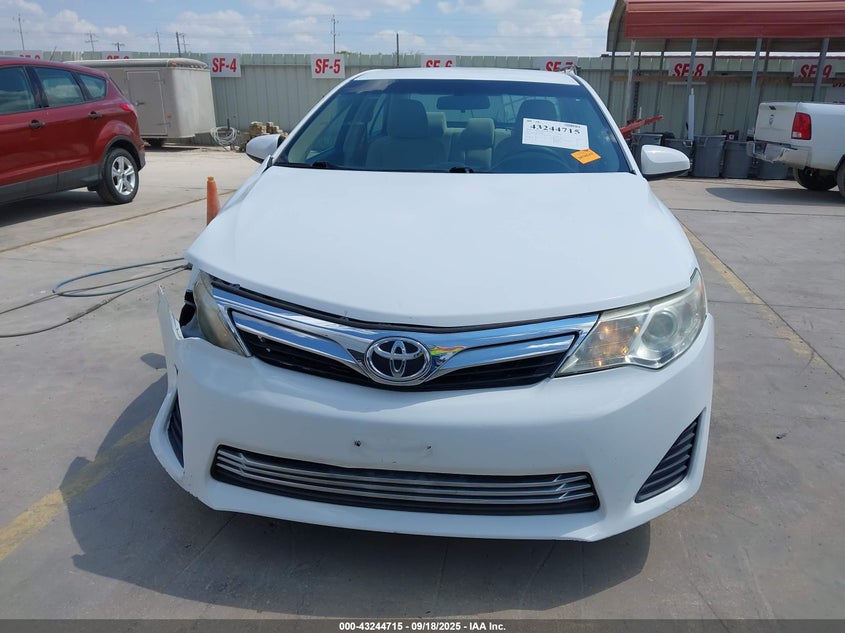 2014 Toyota Camry Le VIN: 4T1BF1FKXEU781661 Lot: 43244715