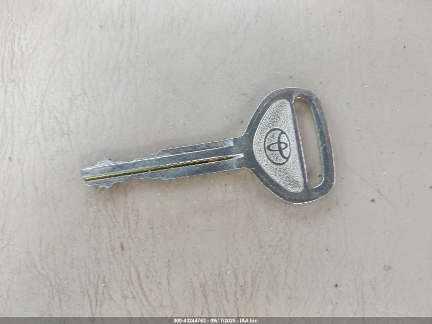 2003 Toyota Corolla Ce VIN: 1NXBR32E83Z083856 Lot: 43244763