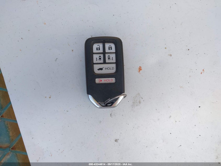 2016 HONDA ODYSSEY EX-L 5FNRL5H6XGB035631