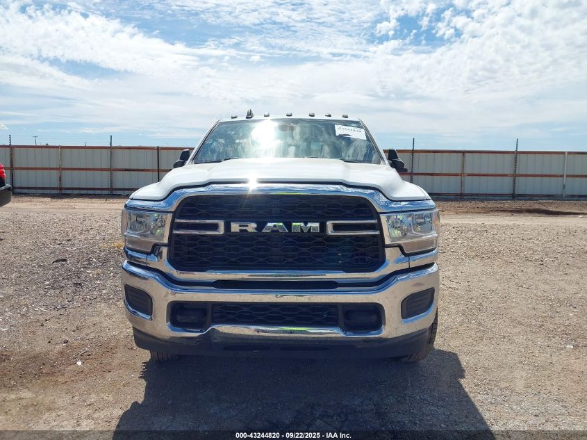 2022 Ram 3500 Tradesman 4X4 8' Box VIN: 3C63RRGLXNG377078 Lot: 43244820