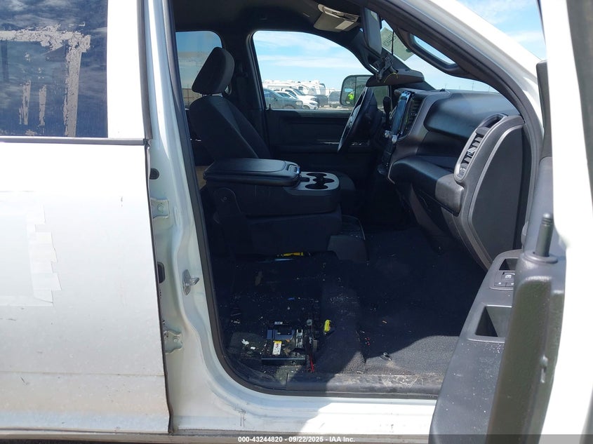 2022 Ram 3500 Tradesman 4X4 8' Box VIN: 3C63RRGLXNG377078 Lot: 43244820