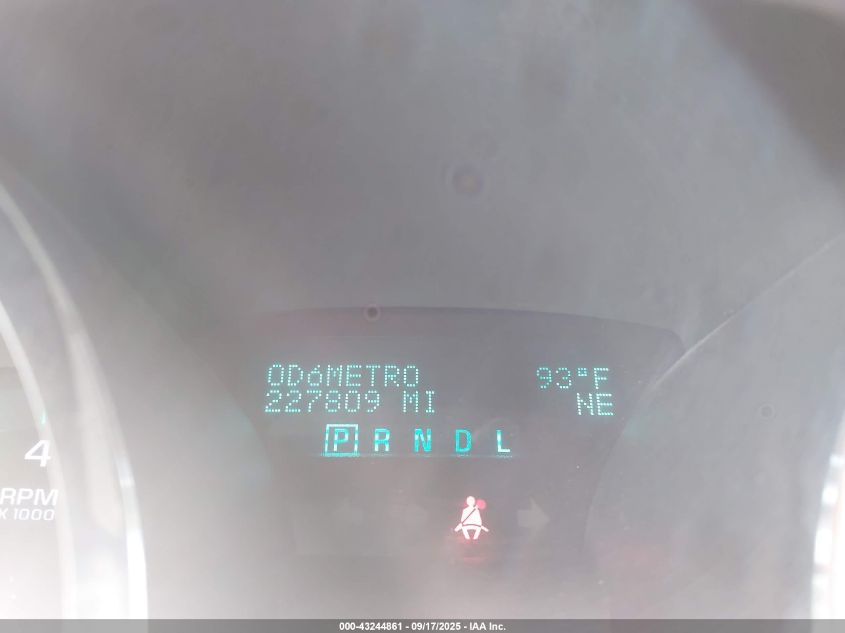 2009 Chevrolet Traverse Lt VIN: 1GNEV23D19S135613 Lot: 43244861