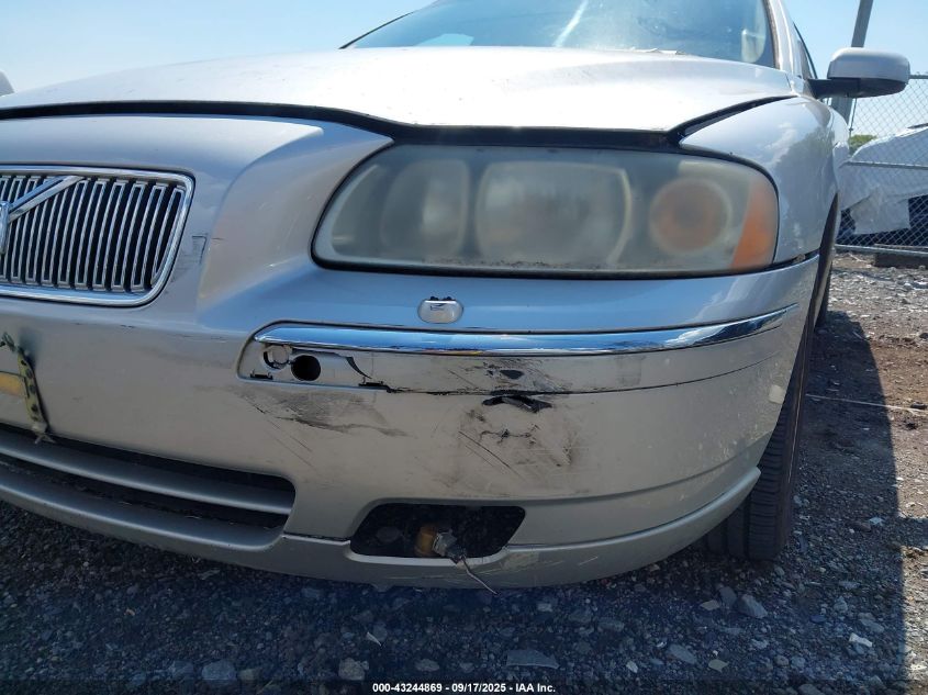 2005 Volvo V70 2.5T VIN: YV1SW592X51513762 Lot: 43244869