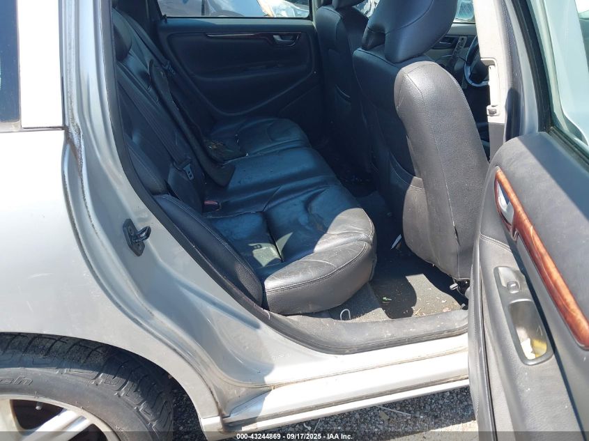 2005 Volvo V70 2.5T VIN: YV1SW592X51513762 Lot: 43244869