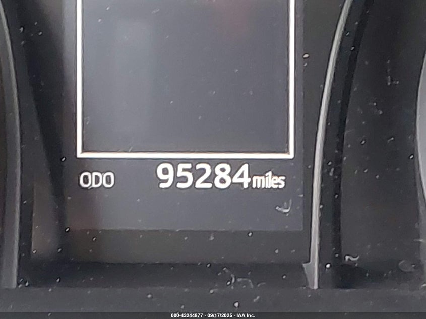 2019 TOYOTA CAMRY SE - 4T1B11HK1KU737295