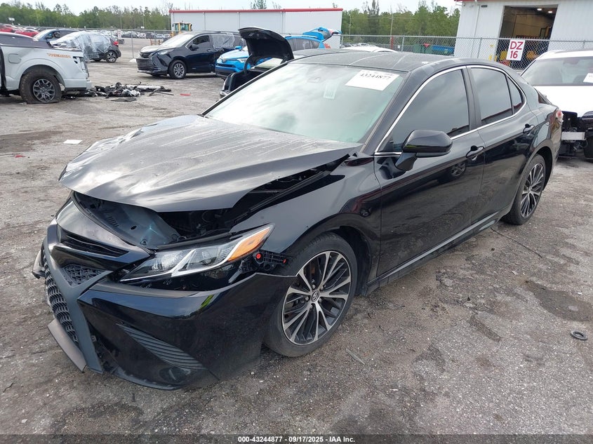 2019 TOYOTA CAMRY SE - 4T1B11HK1KU737295