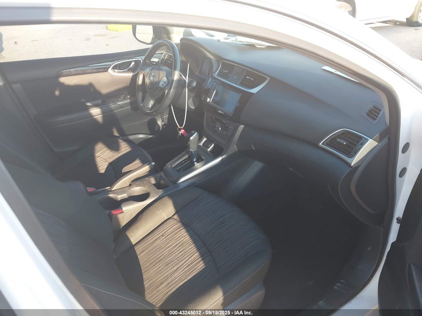3N1AB7AP8KY380784 2019 NISSAN SENTRA photo no. 5