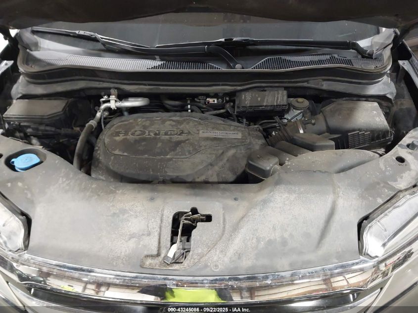 2018 Honda Pilot Touring VIN: 5FNYF6H93JB063572 Lot: 43245086