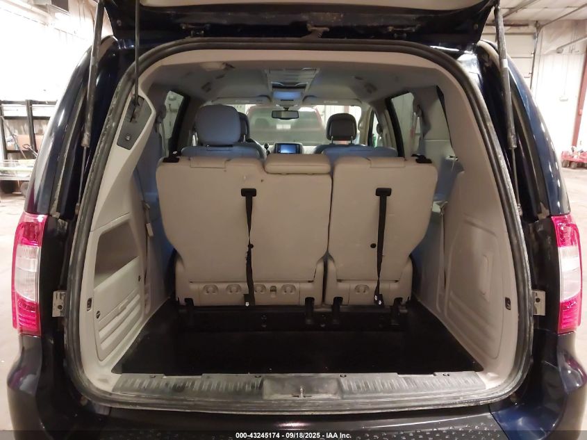 2013 Chrysler Town & Country Touring-L VIN: 2C4RC1CG1DR570999 Lot: 43245174