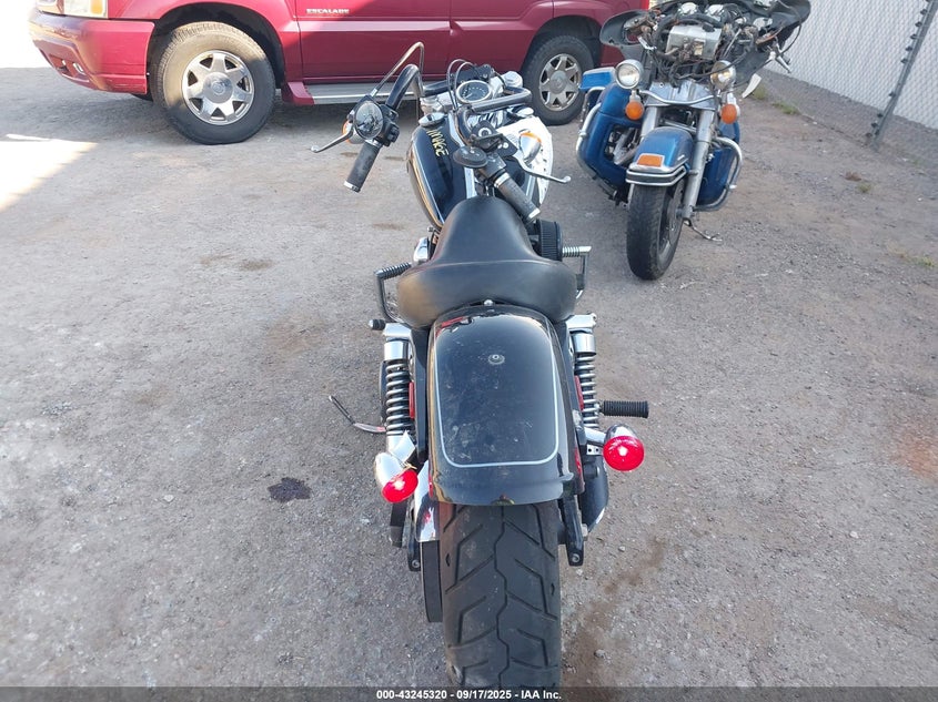 2012 Harley-Davidson Fxdwg Dyna Wide Glide VIN: 1HD1GPM16CC336796 Lot: 43245320