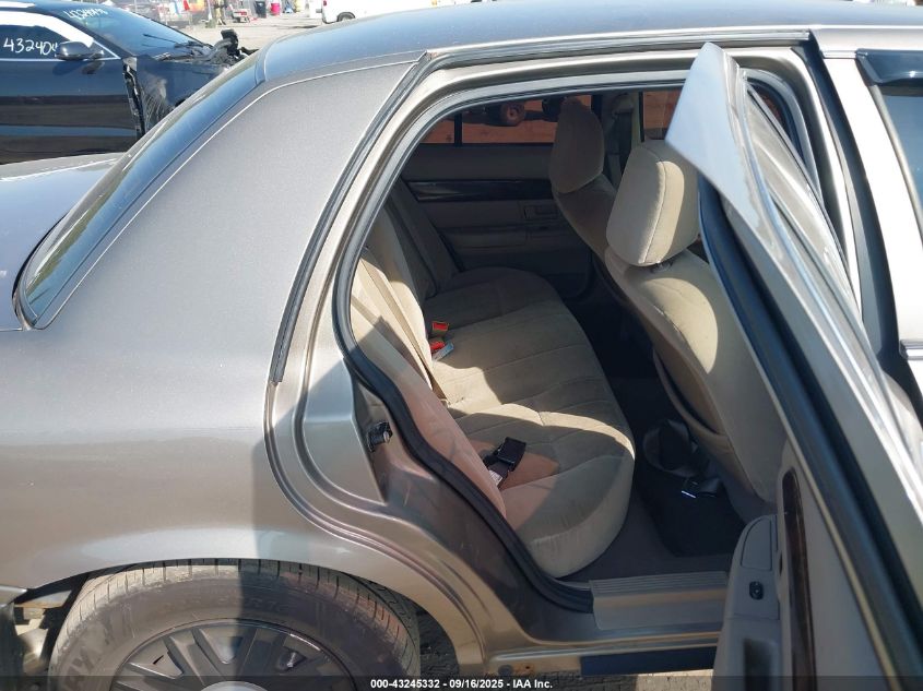 2004 Mercury Grand Marquis Gs VIN: 2MEFM74W34X694419 Lot: 43245332