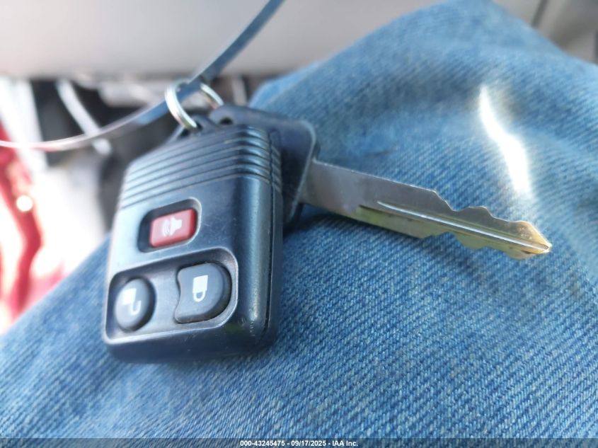 2004 Ford F-250 Xl/Xlt VIN: 1FTNF21L44EC29430 Lot: 43245475