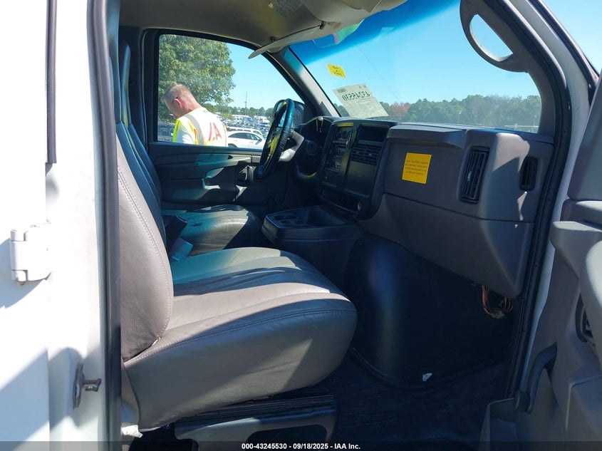 1GCGG296471223000 2007 CHEVROLET EXPRESS photo no. 5