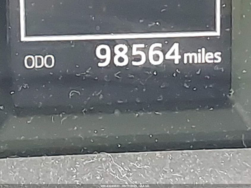 2018 TOYOTA RAV4 LE - JTMZFREV8JJ173386