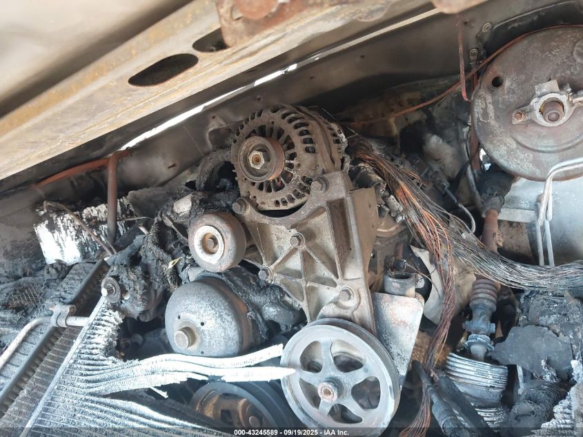 2011 Chevrolet Silverado 1500 Lt VIN: 3GCPKSE31BG236209 Lot: 43245589