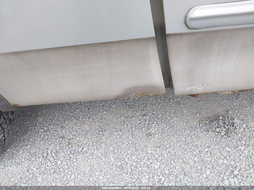 2002 Ford F-150 Lariat/Xl/Xlt VIN: 2FTRX18L42CA90966 Lot: 43245684