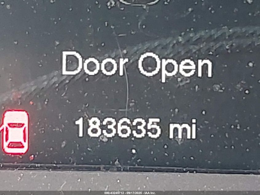 2015 Jeep Cherokee Latitude VIN: 1C4PJMCB8FW626014 Lot: 43245712