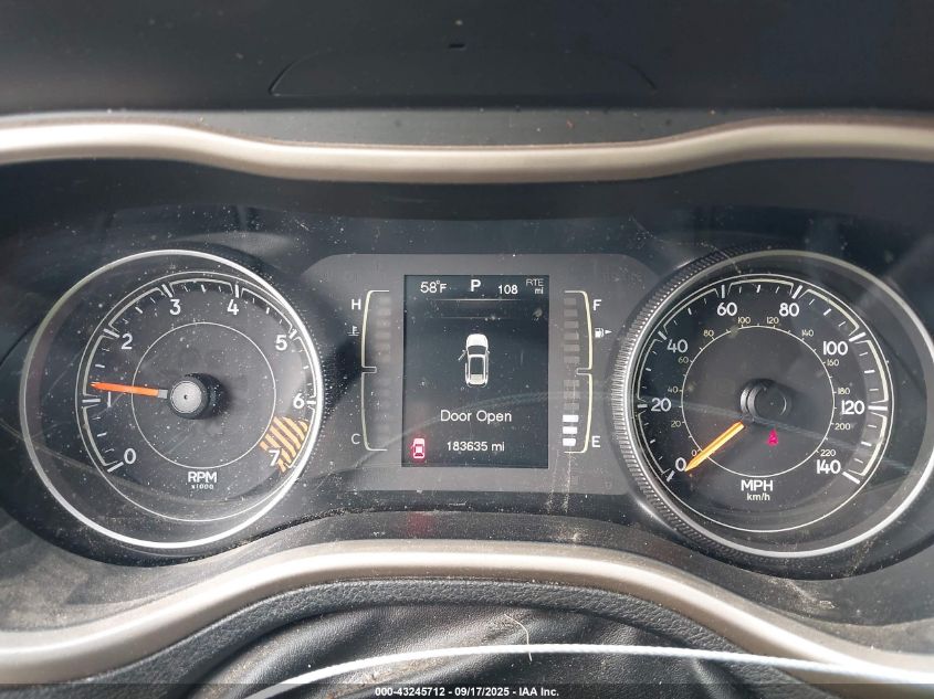 2015 Jeep Cherokee Latitude VIN: 1C4PJMCB8FW626014 Lot: 43245712