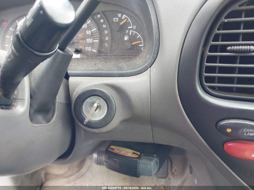 2000 Toyota Tundra Sr5 V8 VIN: 5TBBT4411YS113001 Lot: 43245719