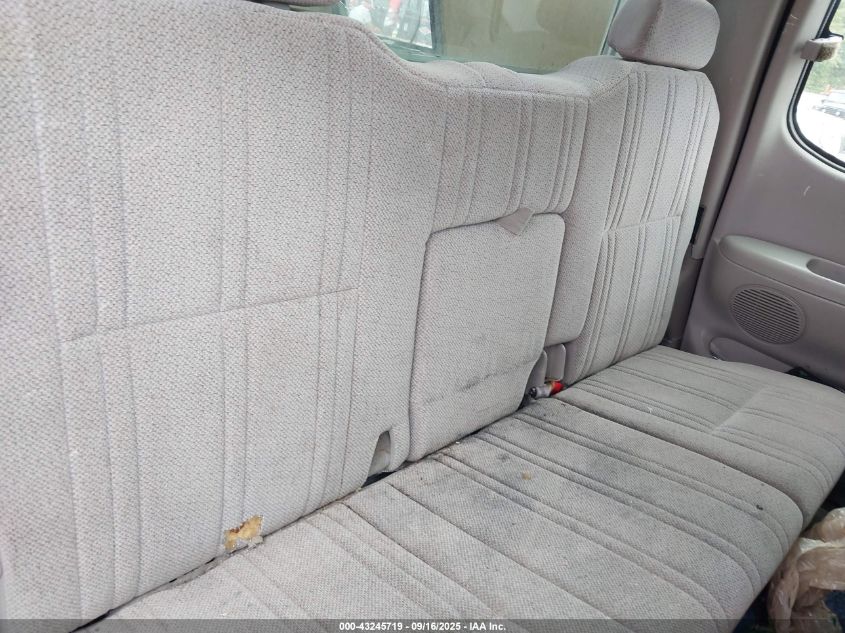 2000 Toyota Tundra Sr5 V8 VIN: 5TBBT4411YS113001 Lot: 43245719