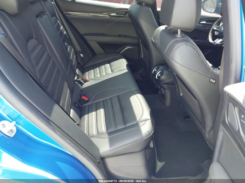 2022 Alfa Romeo Stelvio Quadrifoglio Awd VIN: ZASPAKEV9N7D51457 Lot: 43245773