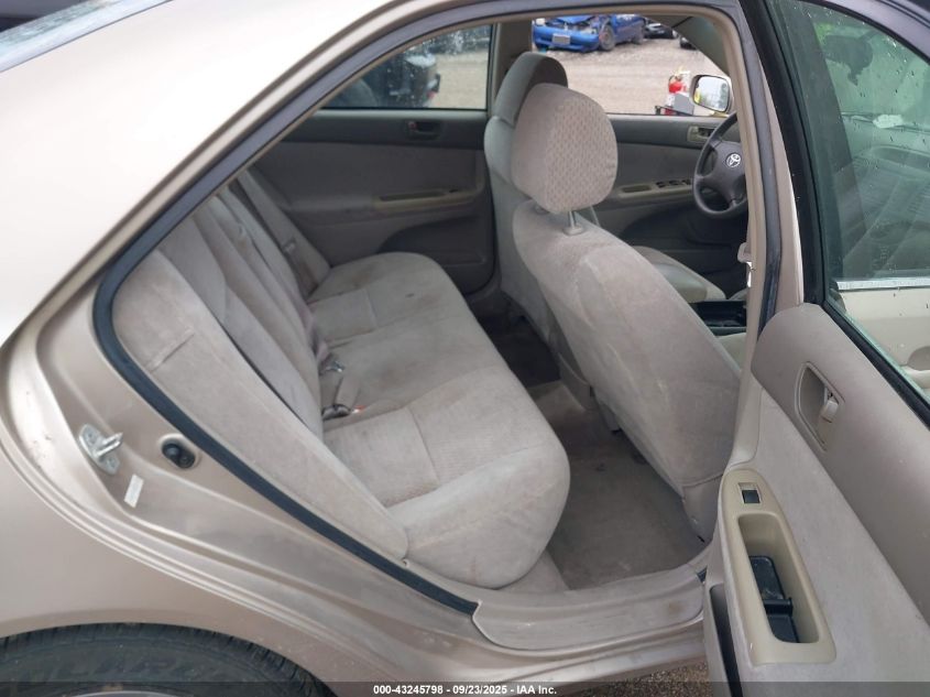 2003 Toyota Camry Le VIN: 4T1BE32K93U118969 Lot: 43245798