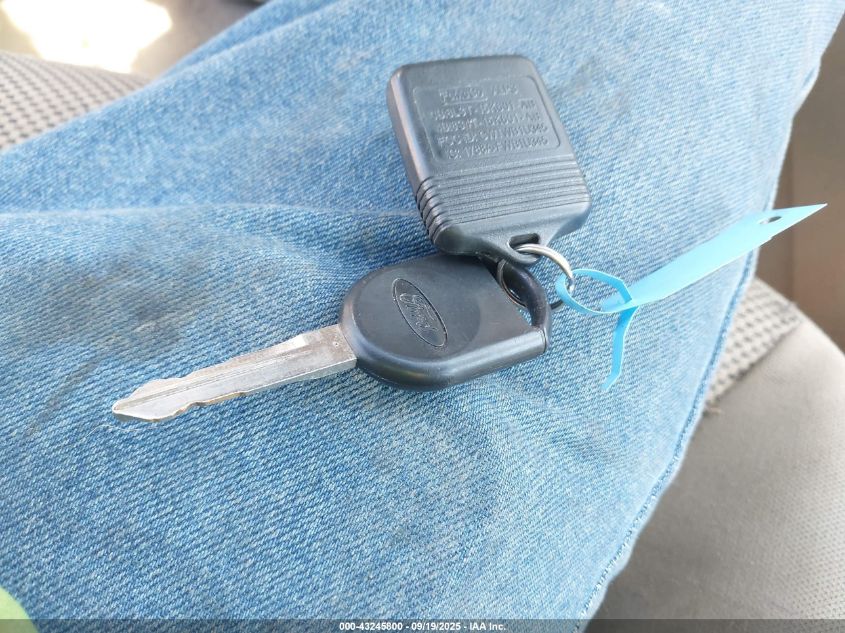 2005 Ford Escape Xlt VIN: 1FMYU93125DA16888 Lot: 43245800