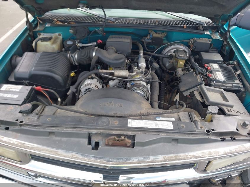 1996 Chevrolet Gmt-400 K1500 VIN: 2GCEK19R5T1152890 Lot: 43246016