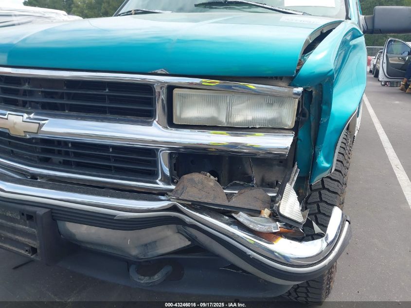 1996 Chevrolet Gmt-400 K1500 VIN: 2GCEK19R5T1152890 Lot: 43246016