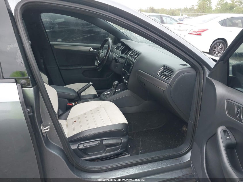 3VWD17AJ0GM367838 2016 VOLKSWAGEN JETTA photo no. 5