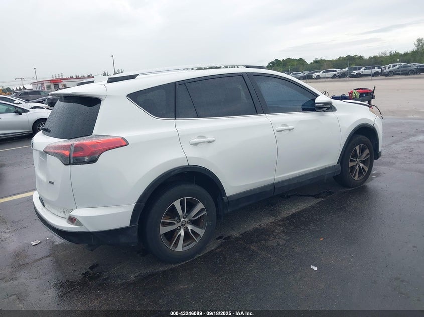 2016 TOYOTA RAV4 XLE - 2T3WFREV5GW277556