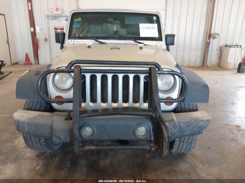 2009 Jeep Wrangler Unlimited X VIN: 1J4GA391X9L772486 Lot: 43246105