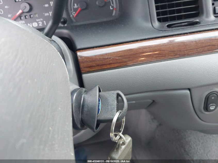 2003 Ford Crown Victoria Lx VIN: 2FAFP74W83X120847 Lot: 43246131