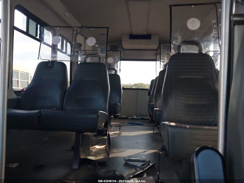 2017 Ford E-350 Cutaway VIN: 1FDEE3FS3HDC33646 Lot: 43246134