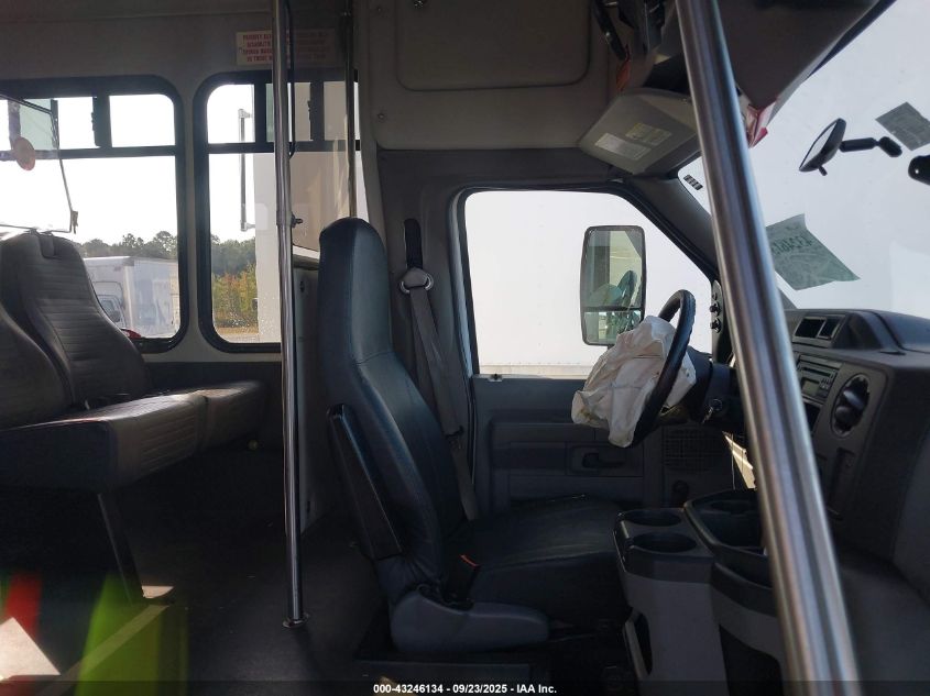 2017 Ford E-350 Cutaway VIN: 1FDEE3FS3HDC33646 Lot: 43246134