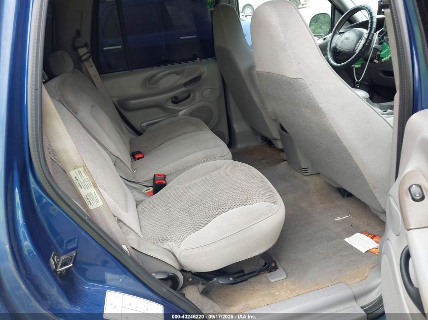 1997 Ford Expedition Eddie Bauer/Xlt VIN: 1FMEU18W9VLB82131 Lot: 43246220