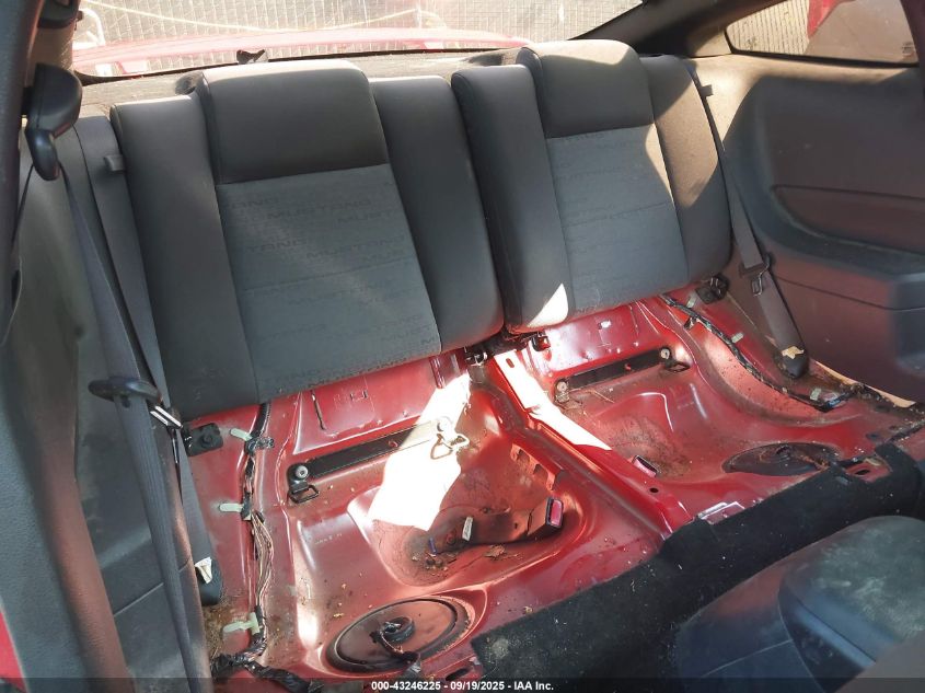 2006 Ford Mustang V6 VIN: 1ZVHT80N265219636 Lot: 43246225