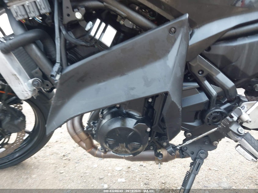 2025 Kawasaki Ex650 P VIN: ML5EXEP14SDAE8554 Lot: 43246245