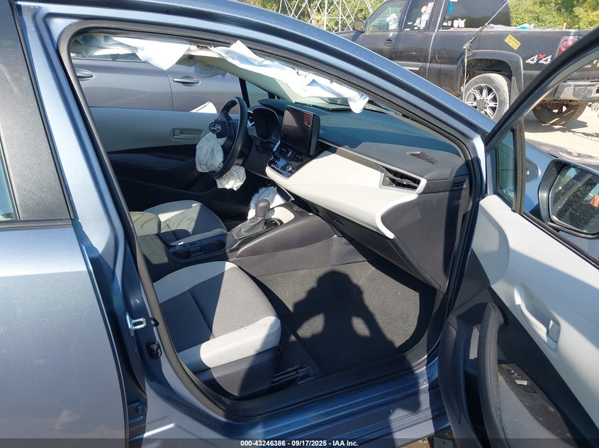 2025 TOYOTA COROLLA LE - 5YFB4MDEXSP316587