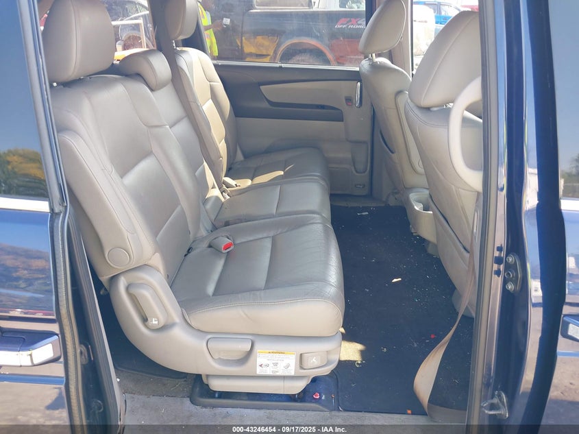 2015 HONDA ODYSSEY TOURING/TOURING ELITE 5FNRL5H98FB080740